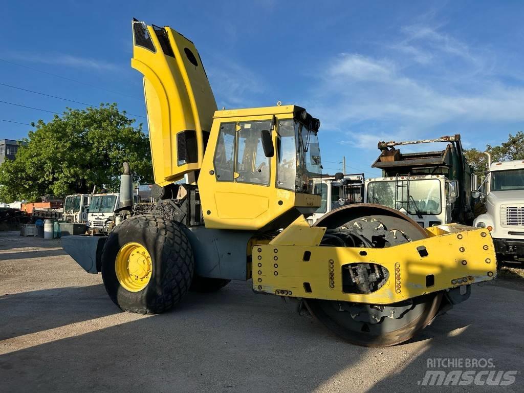 Bomag BW 219 D H-4 Yksivalssijyrät