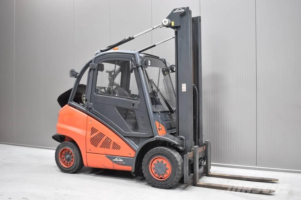 Linde H 40 T - 02 Nestekaasutrukit