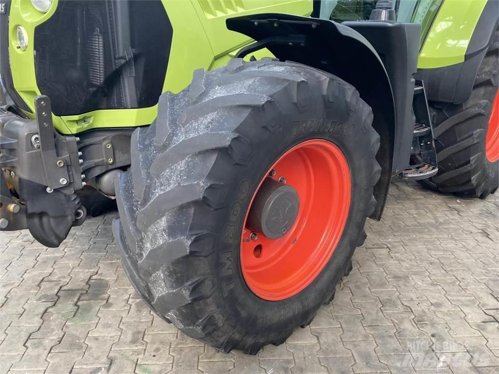 CLAAS Arion 640 Traktorit