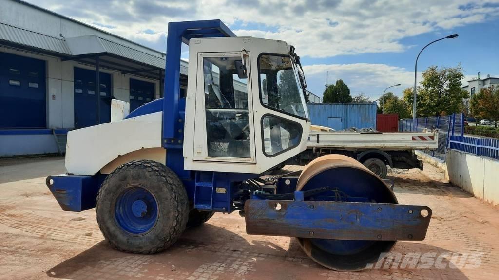 Vibromax W605 D Yksivalssijyrät