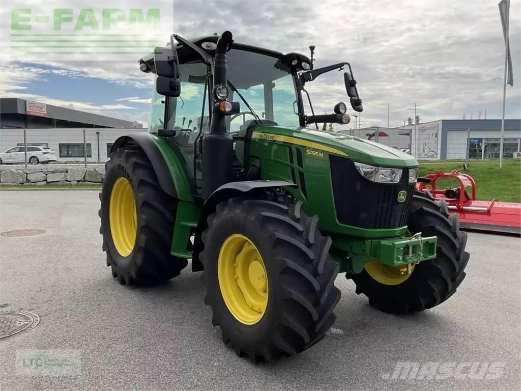 John Deere 5095m Traktorit