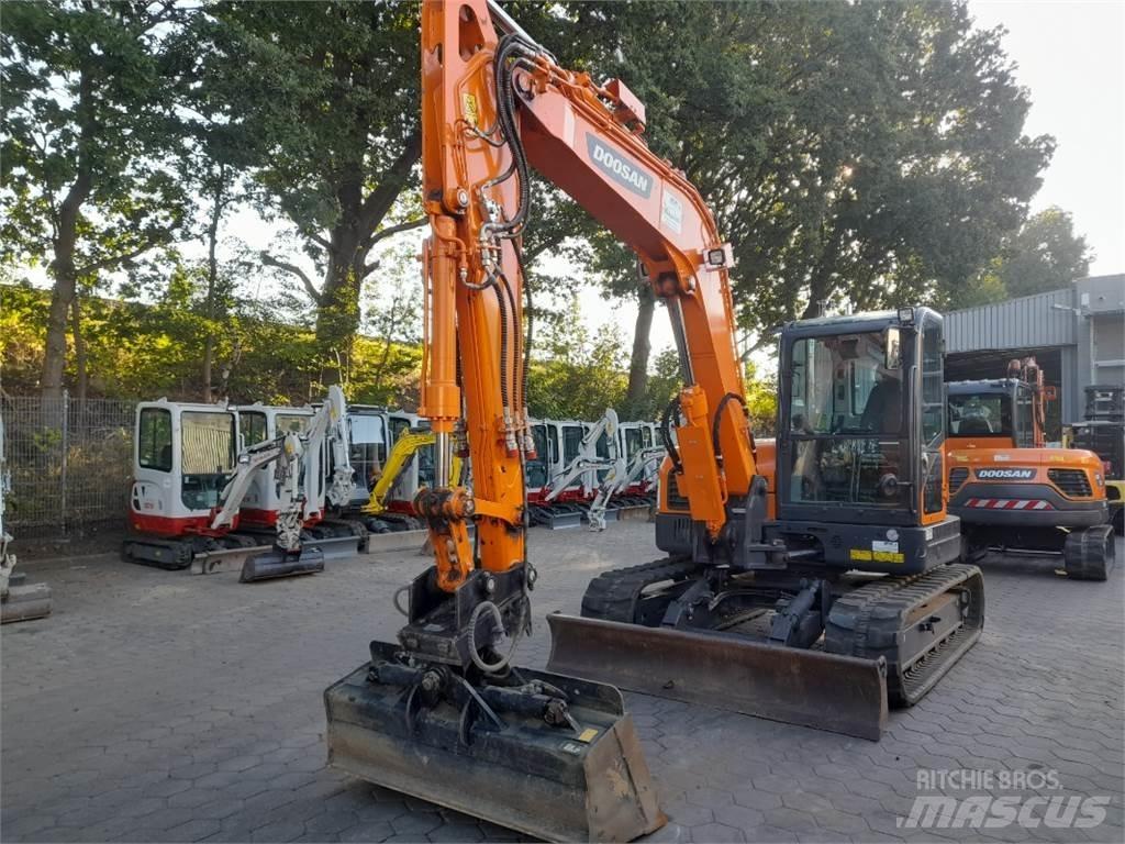Doosan DX85R-3 Midikaivukoneet 7t - 12t