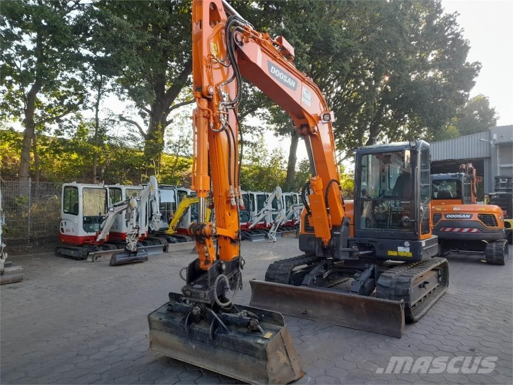Doosan DX85R-3 Midikaivukoneet 7t - 12t