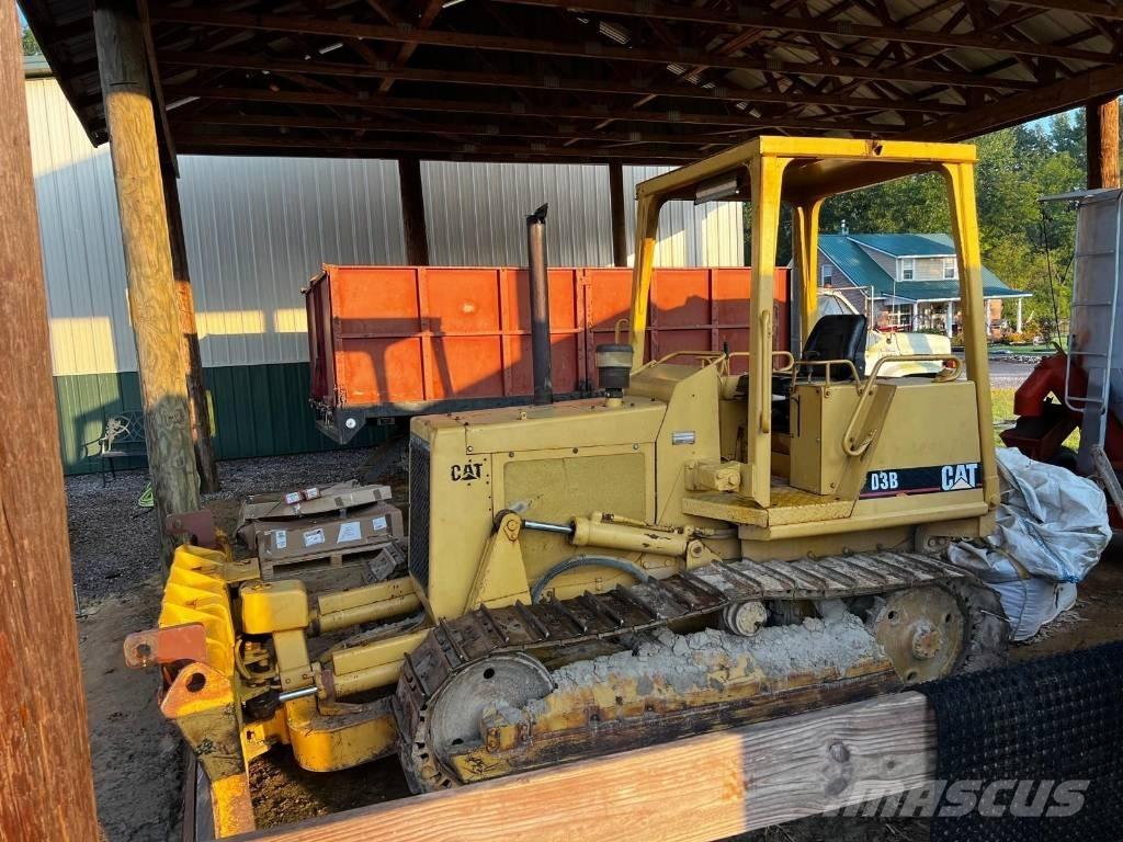 CAT D 3 B Telaketjupuskutraktorit