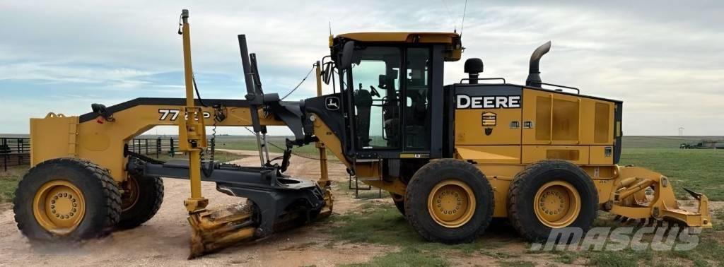 DEERE 772GP Tiehöylät