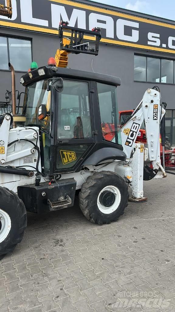 JCB 2 CX Kaivurikuormaajat