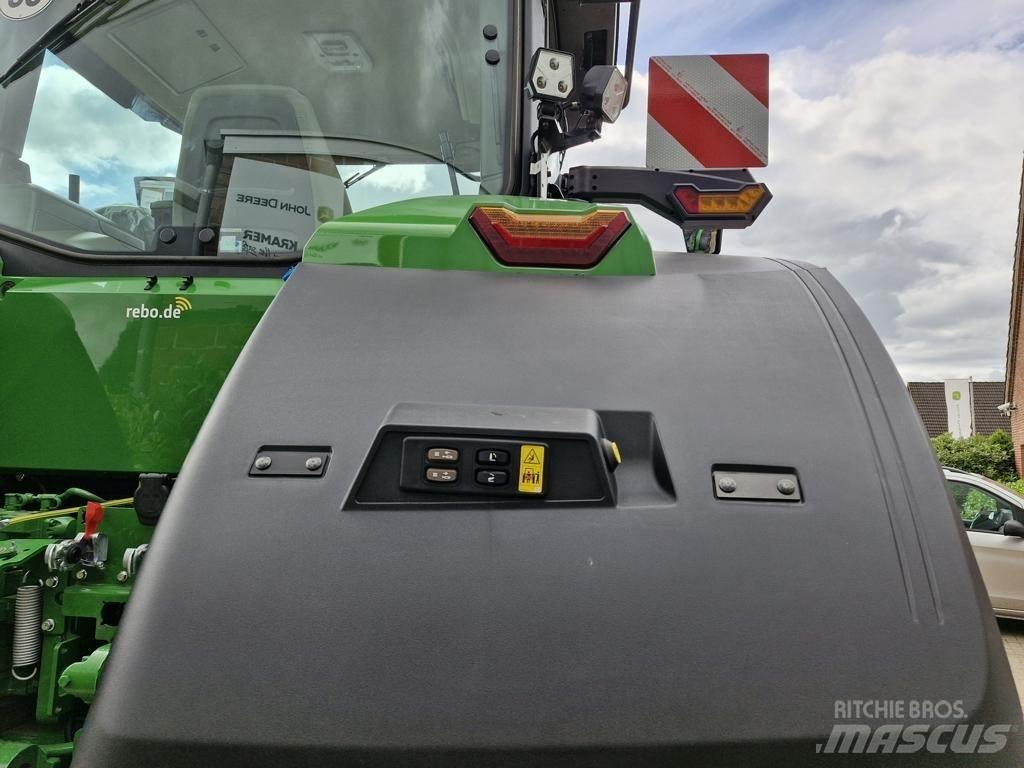John Deere 7R330 Traktorit