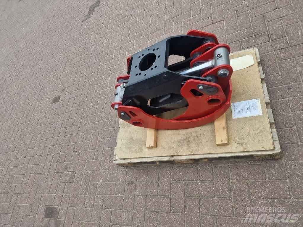 Farmi Forest C25 Nivelpuomikuormaajat