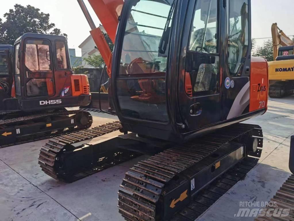 Hitachi ZX 70 Midikaivukoneet 7t - 12t
