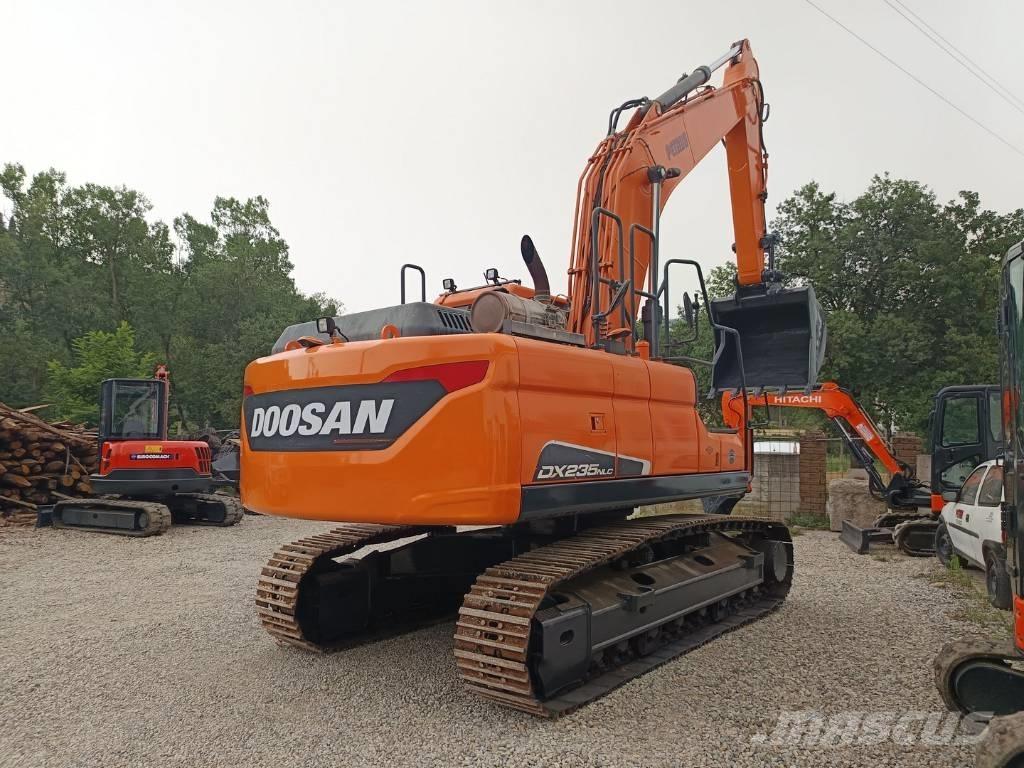 Doosan DX 235 NLC-5 Telakaivukoneet