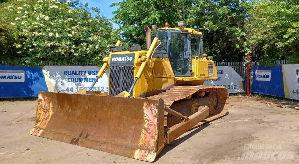 Komatsu D65PX-18 Telaketjupuskutraktorit