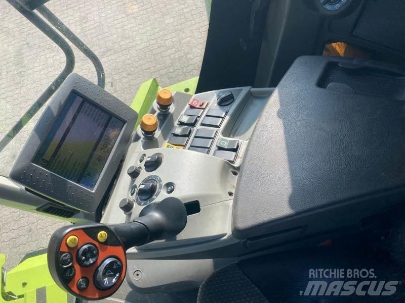 CLAAS LEXION 620 Leikkuupuimurit