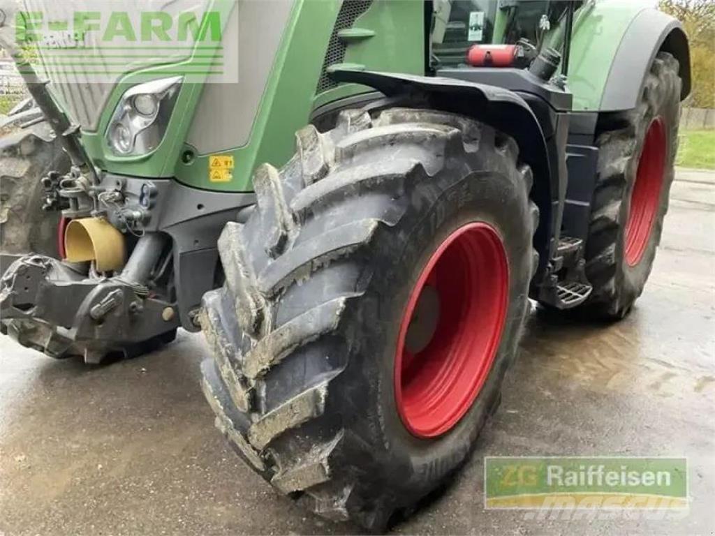 Fendt 828 vario Traktorit
