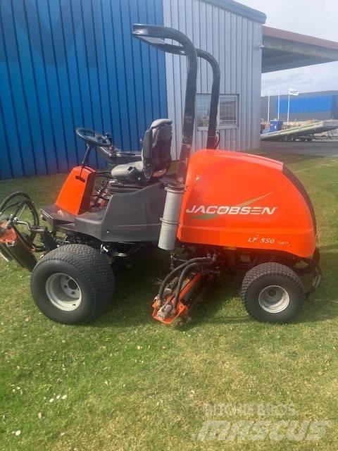 Jacobsen LF550 Väyläleikkuri