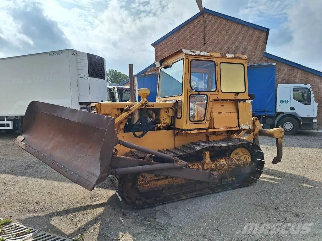 Komatsu D45-1 Telaketjupuskutraktorit