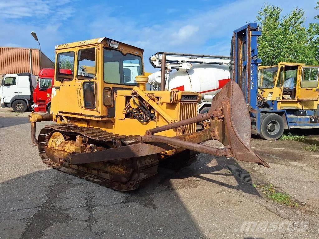 Komatsu D45-1 Telaketjupuskutraktorit