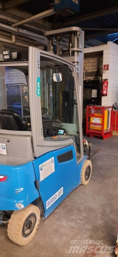 Jungheinrich EFG 320 Sähkötrukit