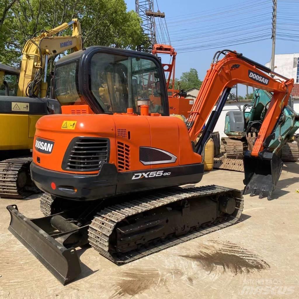 Doosan DX 55 Minikaivukoneet < 7t