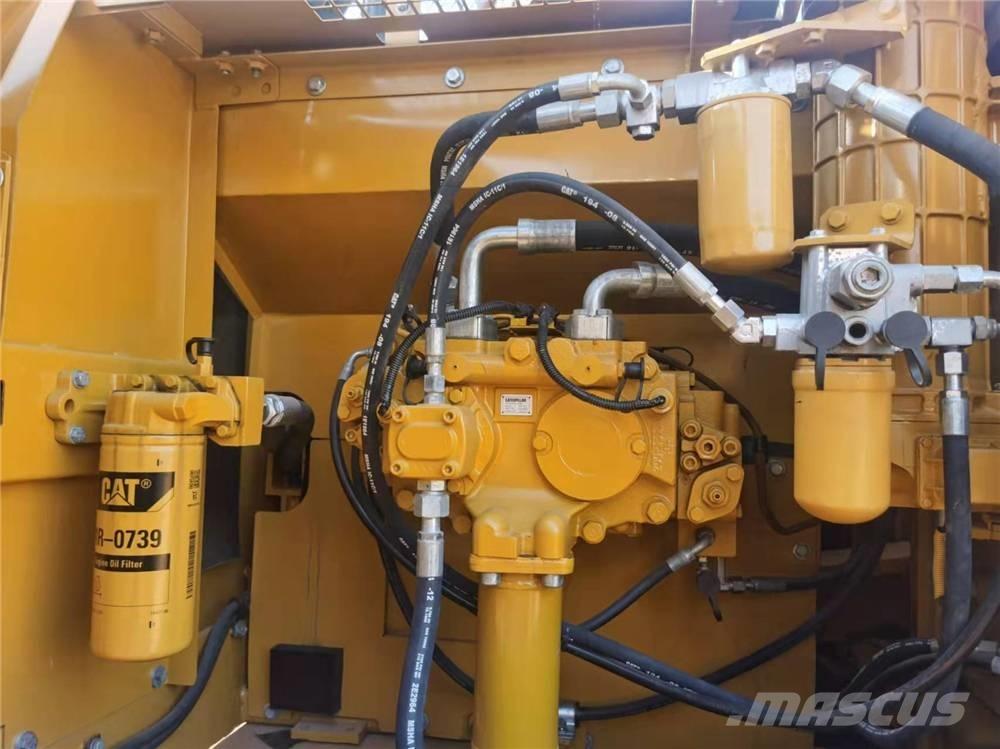 CAT 326D Telakaivukoneet