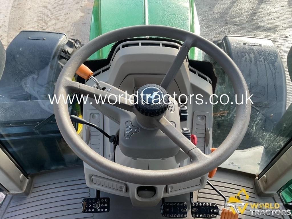 John Deere 6130 M Traktorit