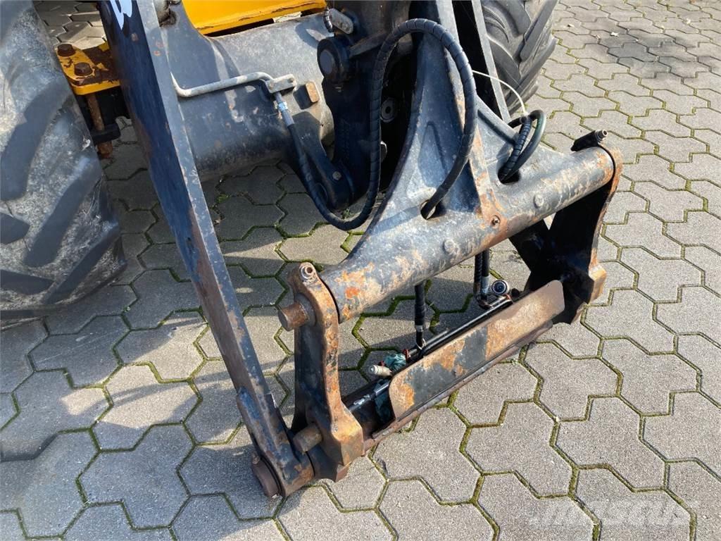 JCB 409 Pyöräkuormaajat