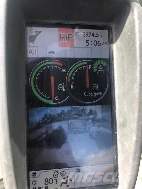 DEERE 245G LC Telakaivukoneet