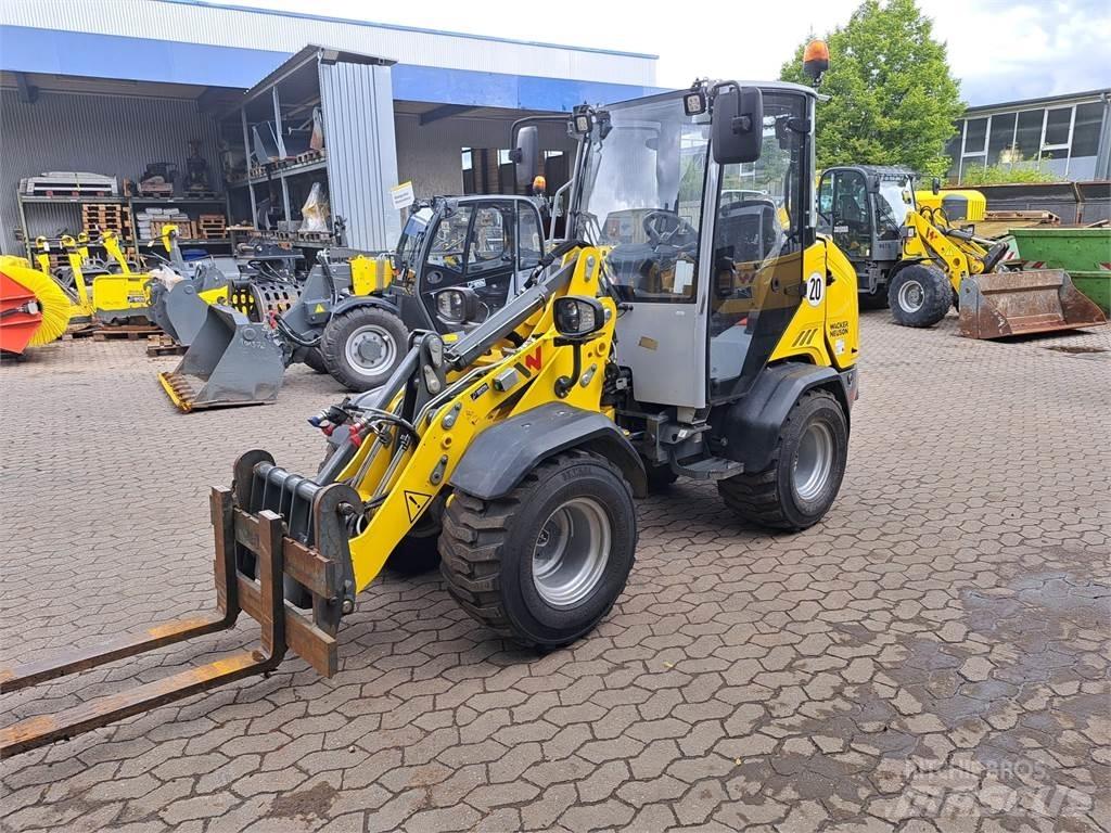 Wacker Neuson WL28 Pyöräkuormaajat
