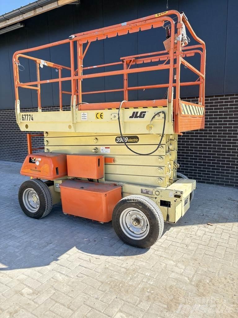 JLG 3969 Saksilavat