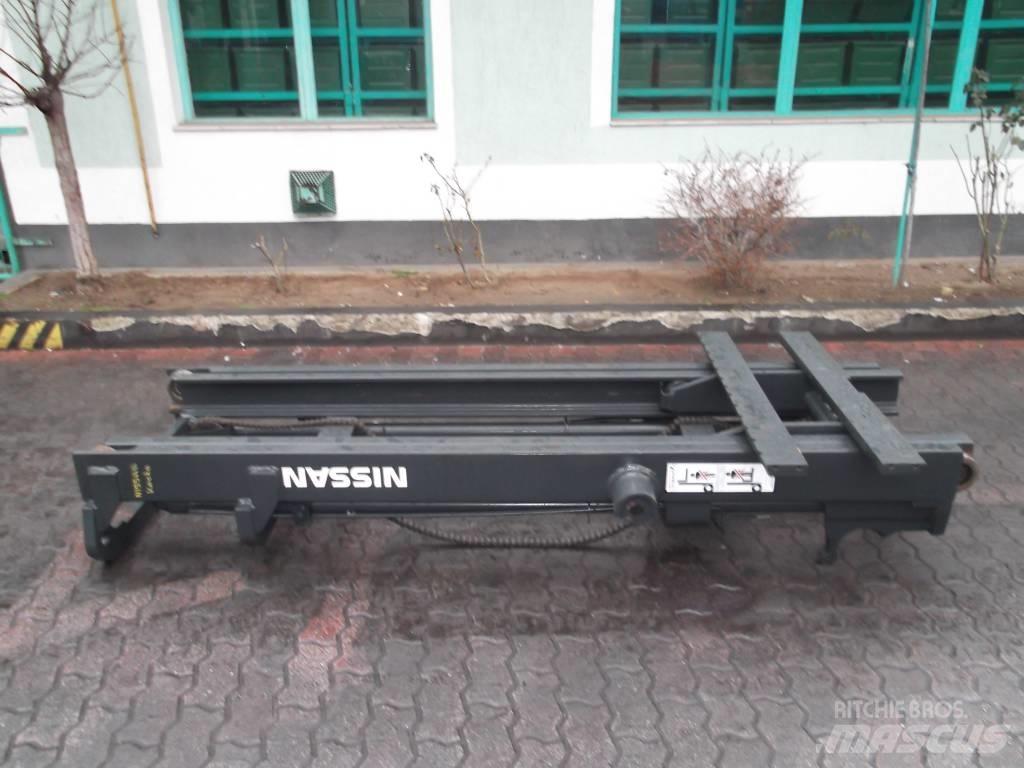 Nissan FD25 M-0441 Mastot