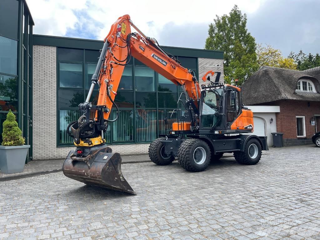 Develon DX 160 W-7 Pyöräkaivukoneet