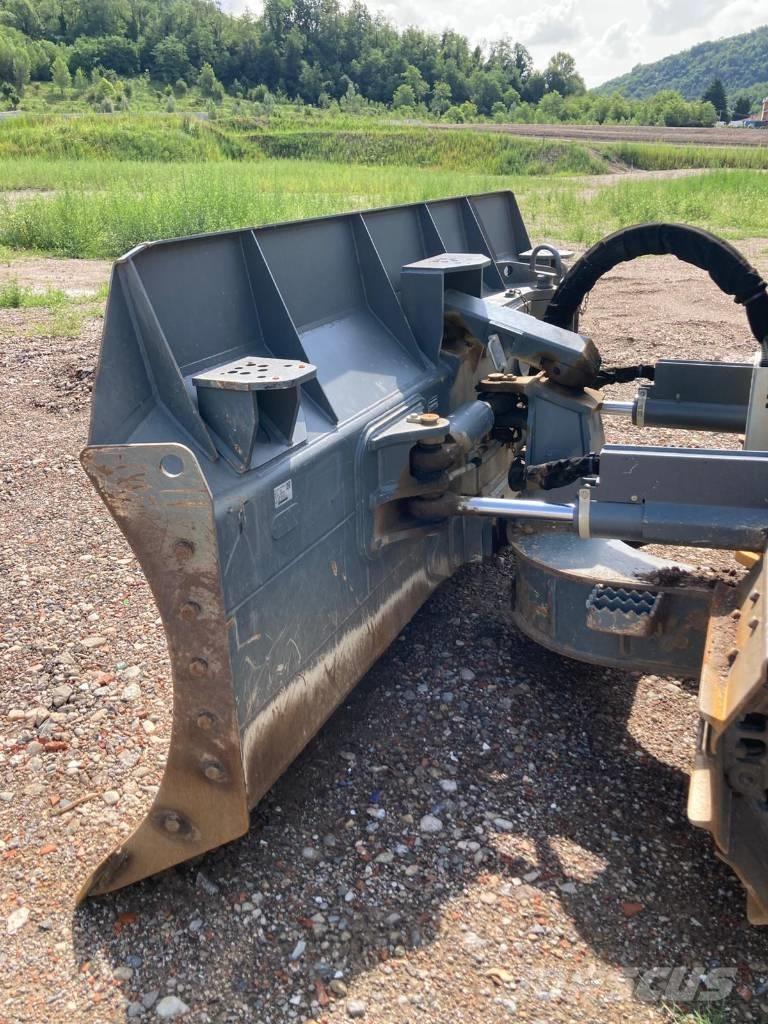 Liebherr PR 716 XL Telaketjupuskutraktorit