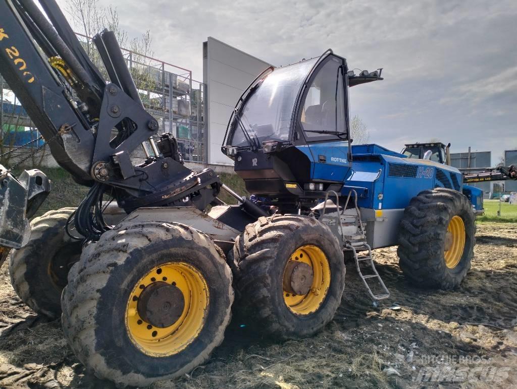 Rottne H20 Harvesterit