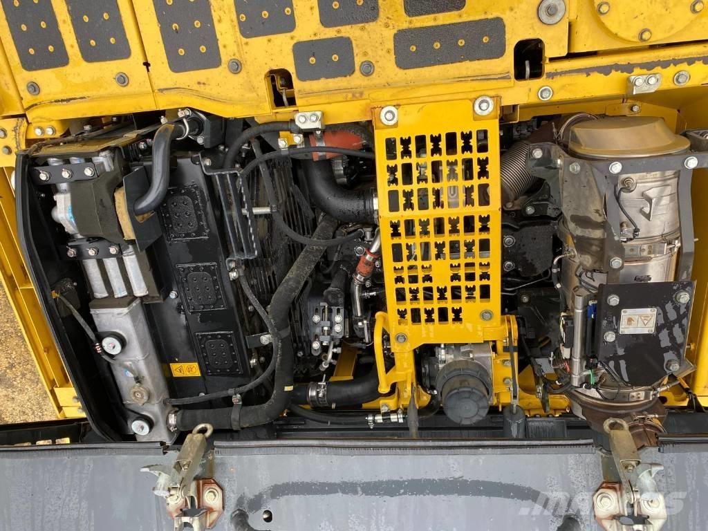 Komatsu PC 240 LC Pitkävartiset kaivinkoneet