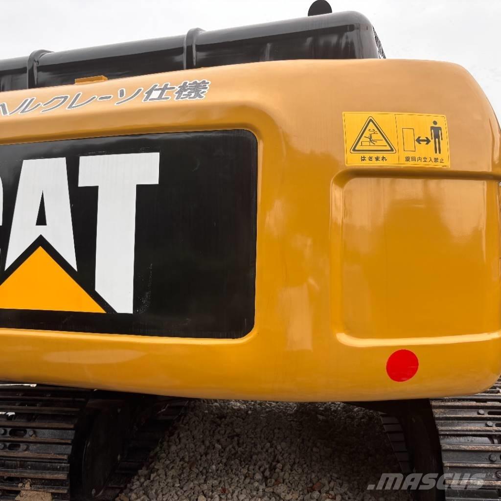 CAT 325 Telakaivukoneet