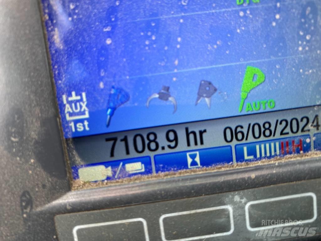 Takeuchi TB 295 W Pyöräkaivukoneet