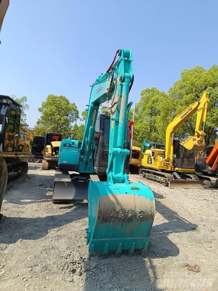 Kobelco SK 75 Midikaivukoneet 7t - 12t