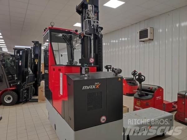 Hubtex MAXX 30 Maastotrukit