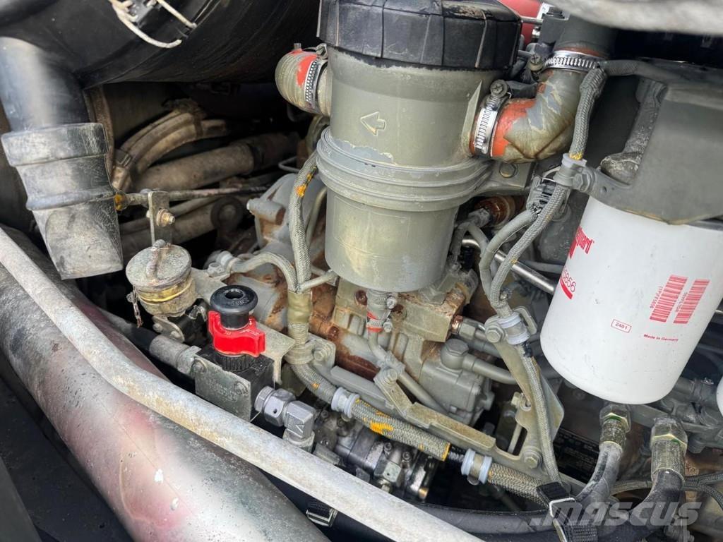 Sennebogen 818M Jätteenkäsittelijät