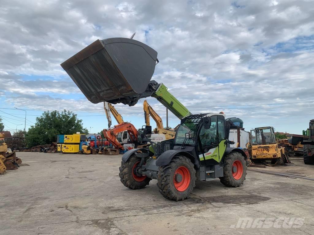 CLAAS Scorpion 732 Maatalouskurottajat