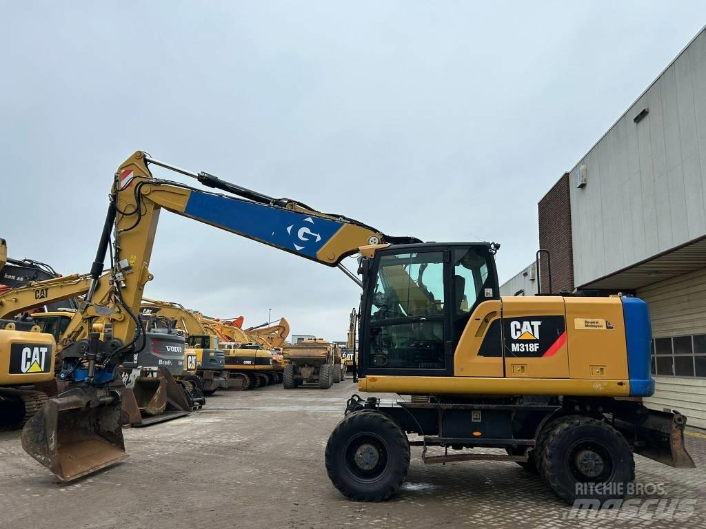 CAT M 318 F Pyöräkaivukoneet