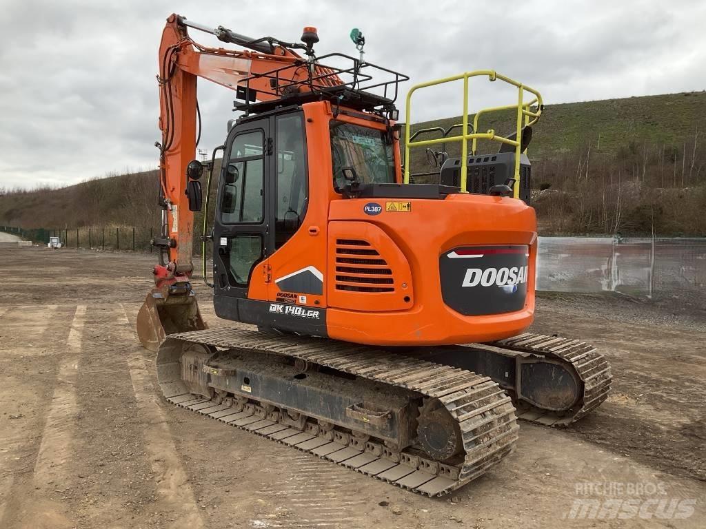 Develon DX140LCR-7 Telakaivukoneet