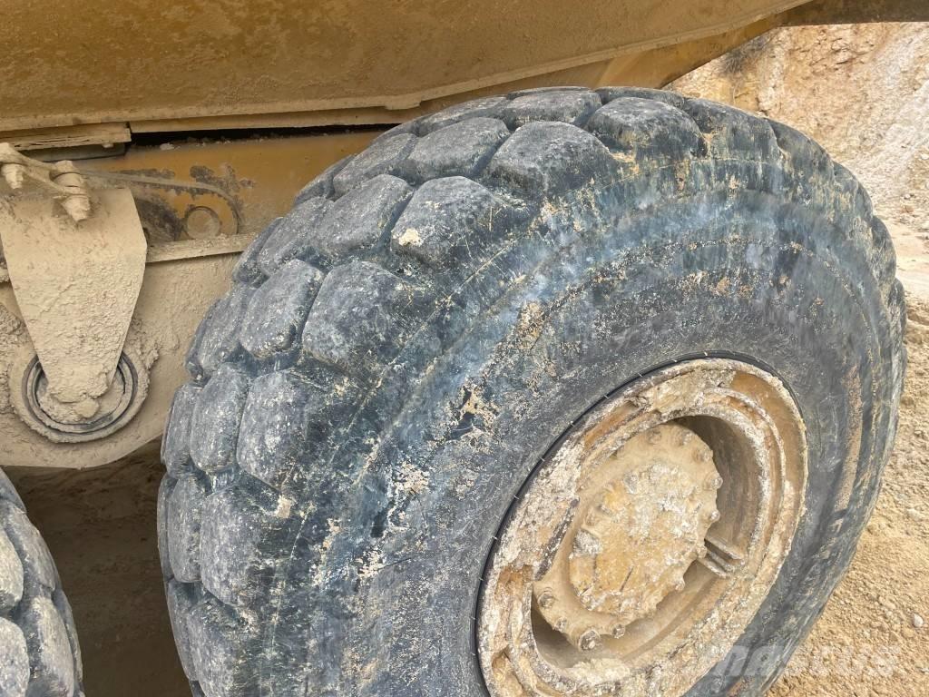 CAT 730 Dumpperit