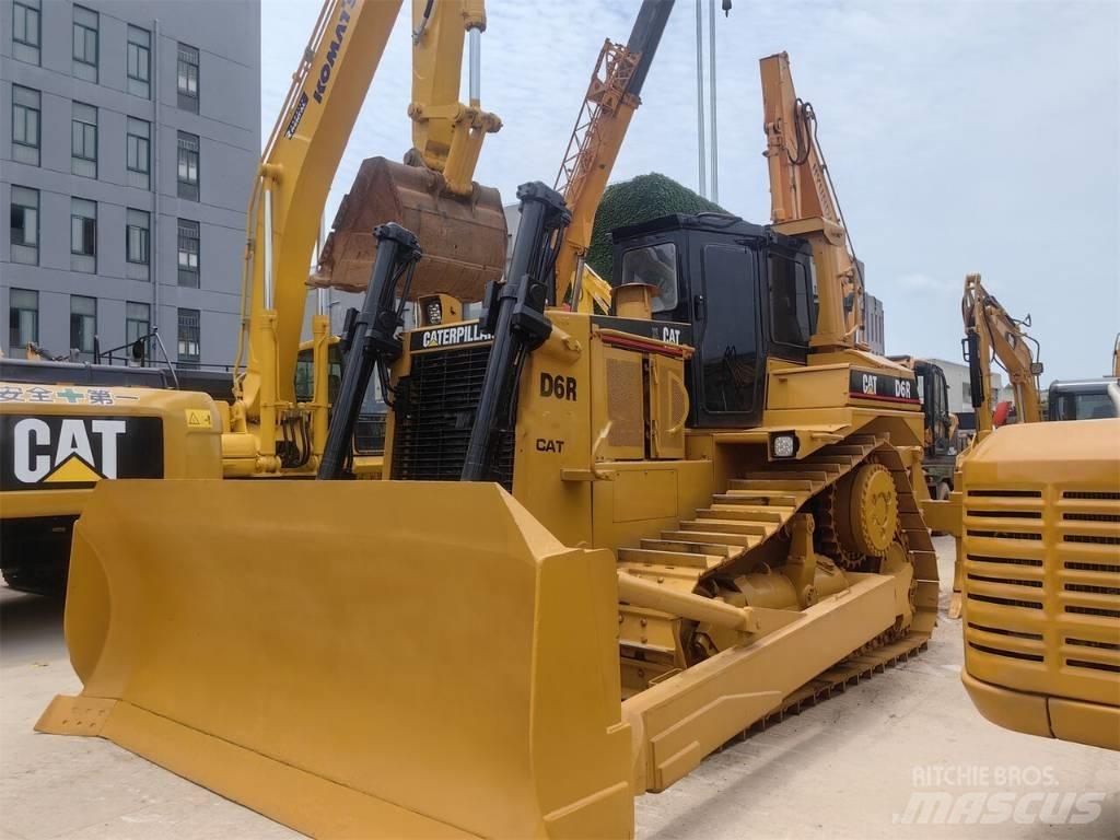 CAT D 6 R Telaketjupuskutraktorit
