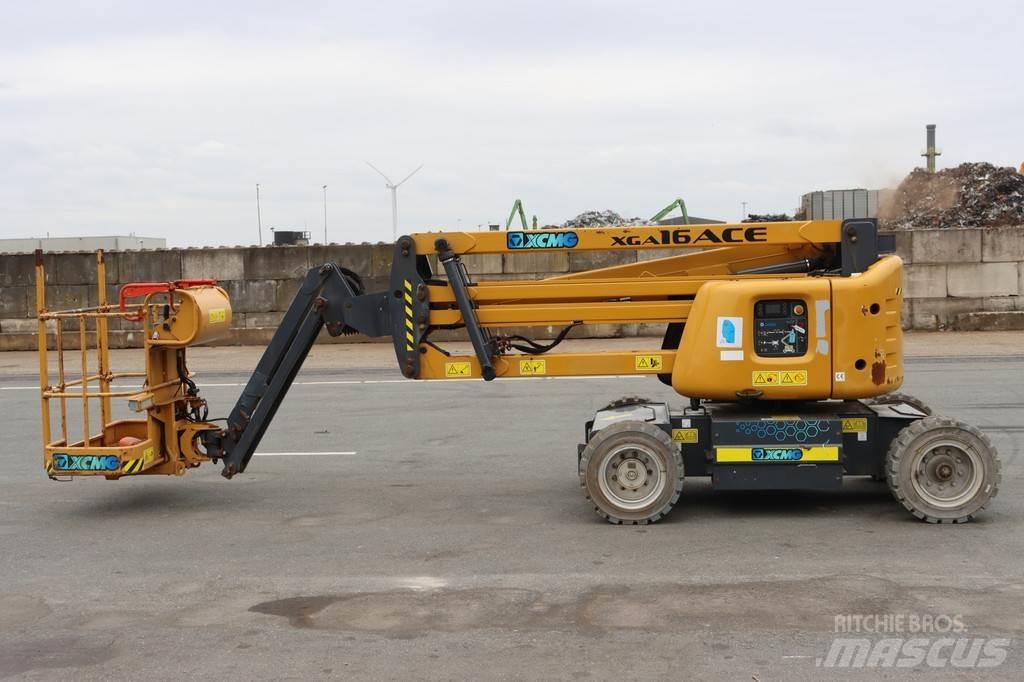 XCMG XGA16ACE Kuukulkijat