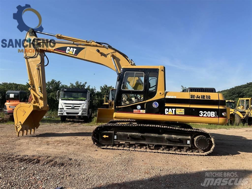 CAT 320 B L Telakaivukoneet