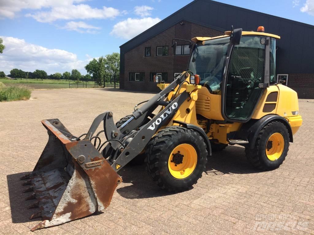 Volvo L 25 F Pyöräkuormaajat