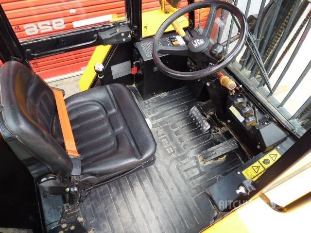 JCB 926 Maastotrukit