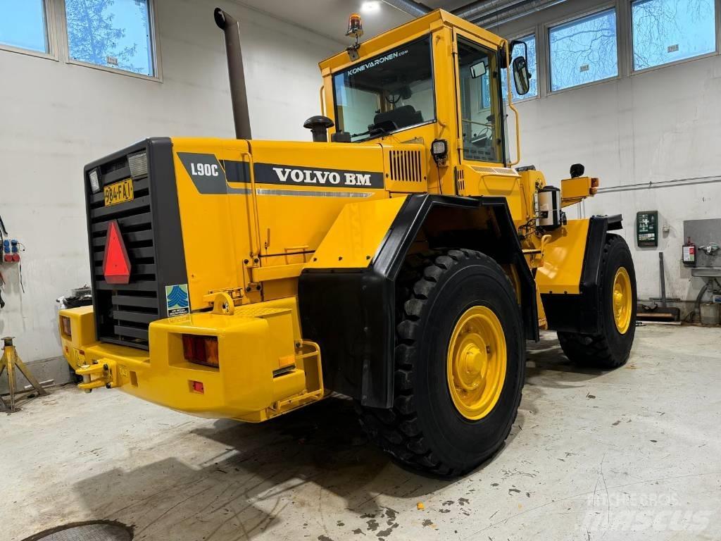 Volvo L 90C Pyöräkuormaajat