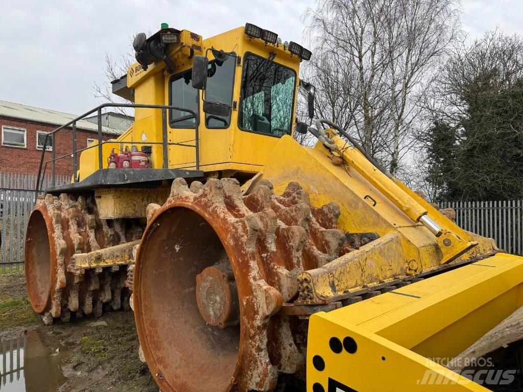 Bomag BC 972 RB-4 Kaatopaikkajyrät