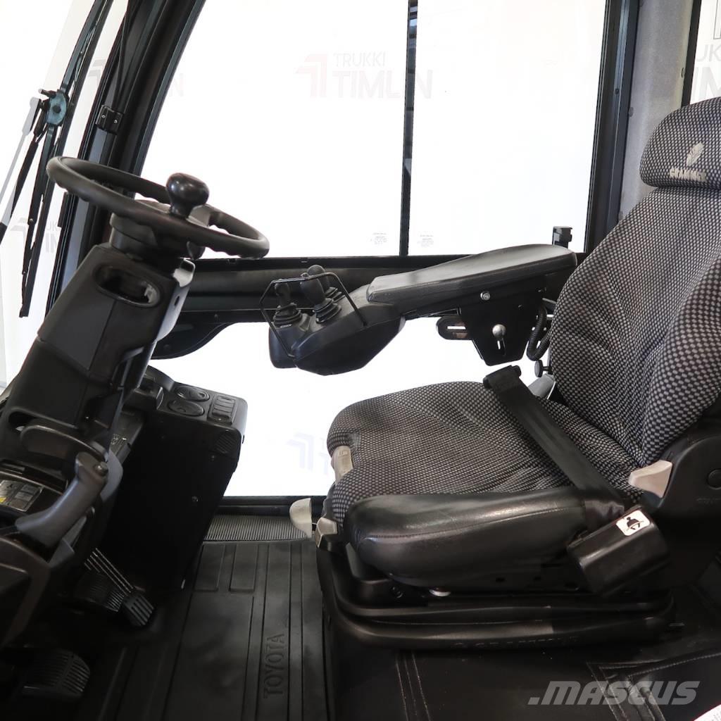 Toyota 8FD35N Nestekaasutrukit